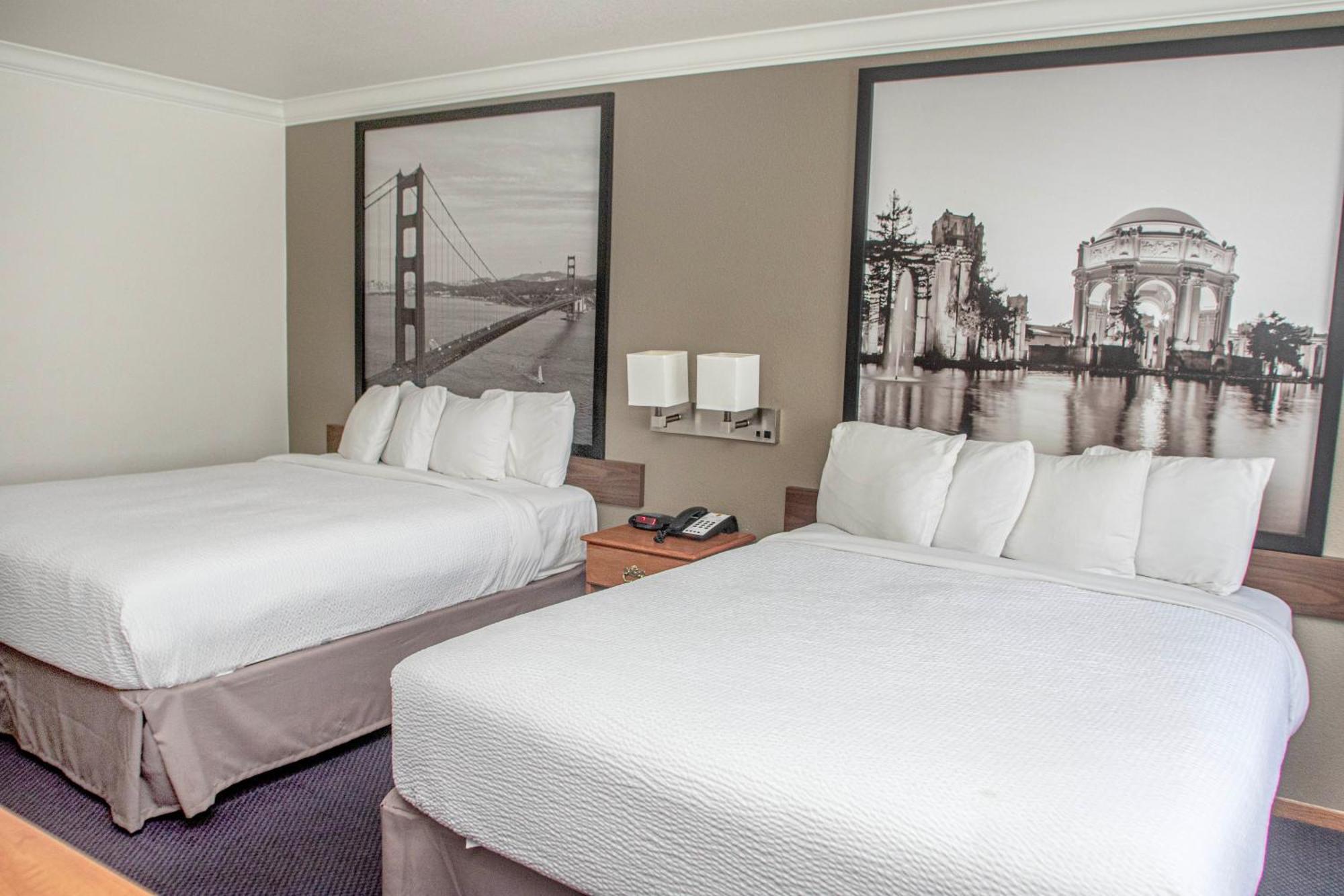Creekside Inn & Suites Willits Bagian luar foto