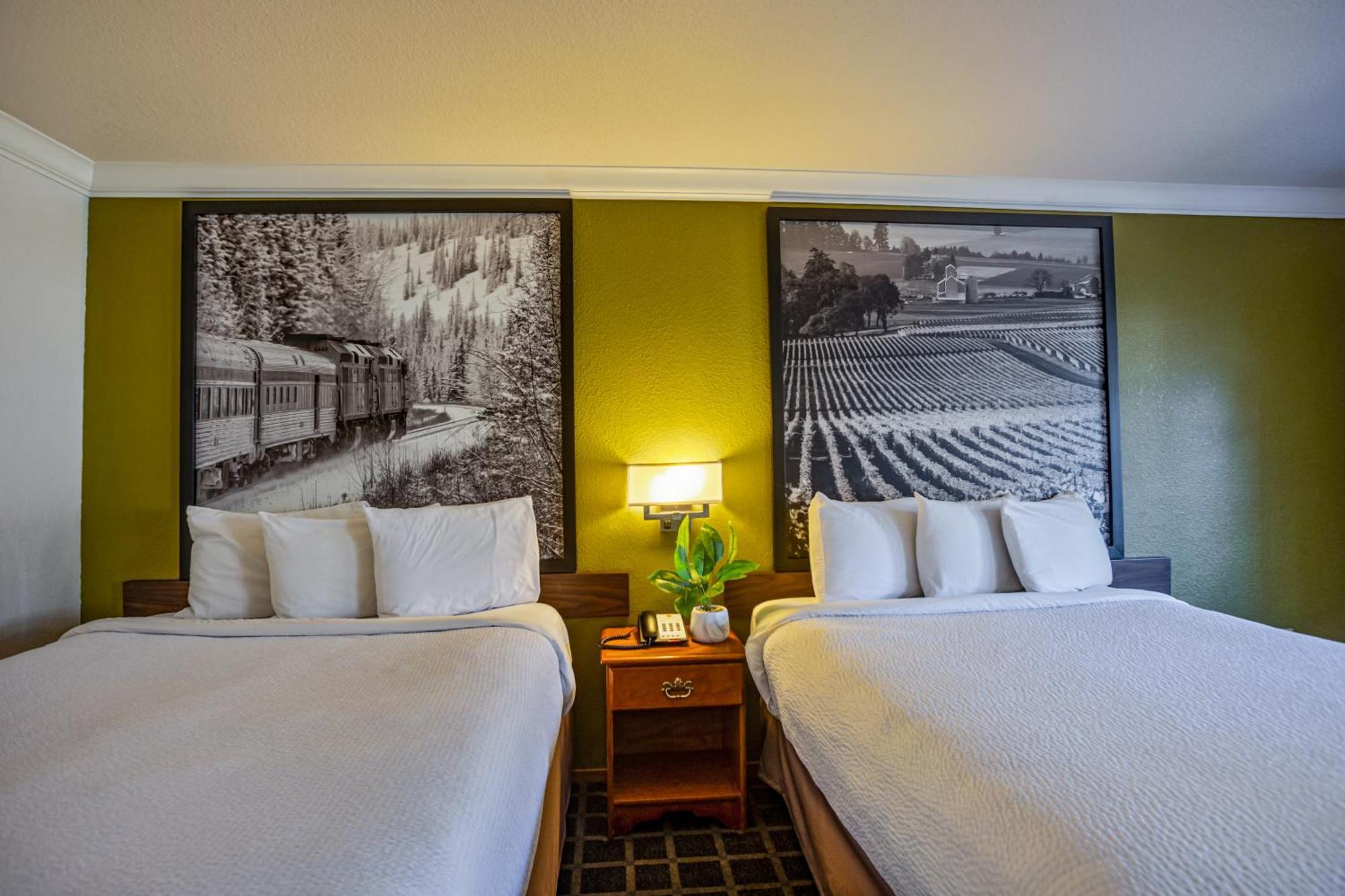 Creekside Inn & Suites Willits Bagian luar foto
