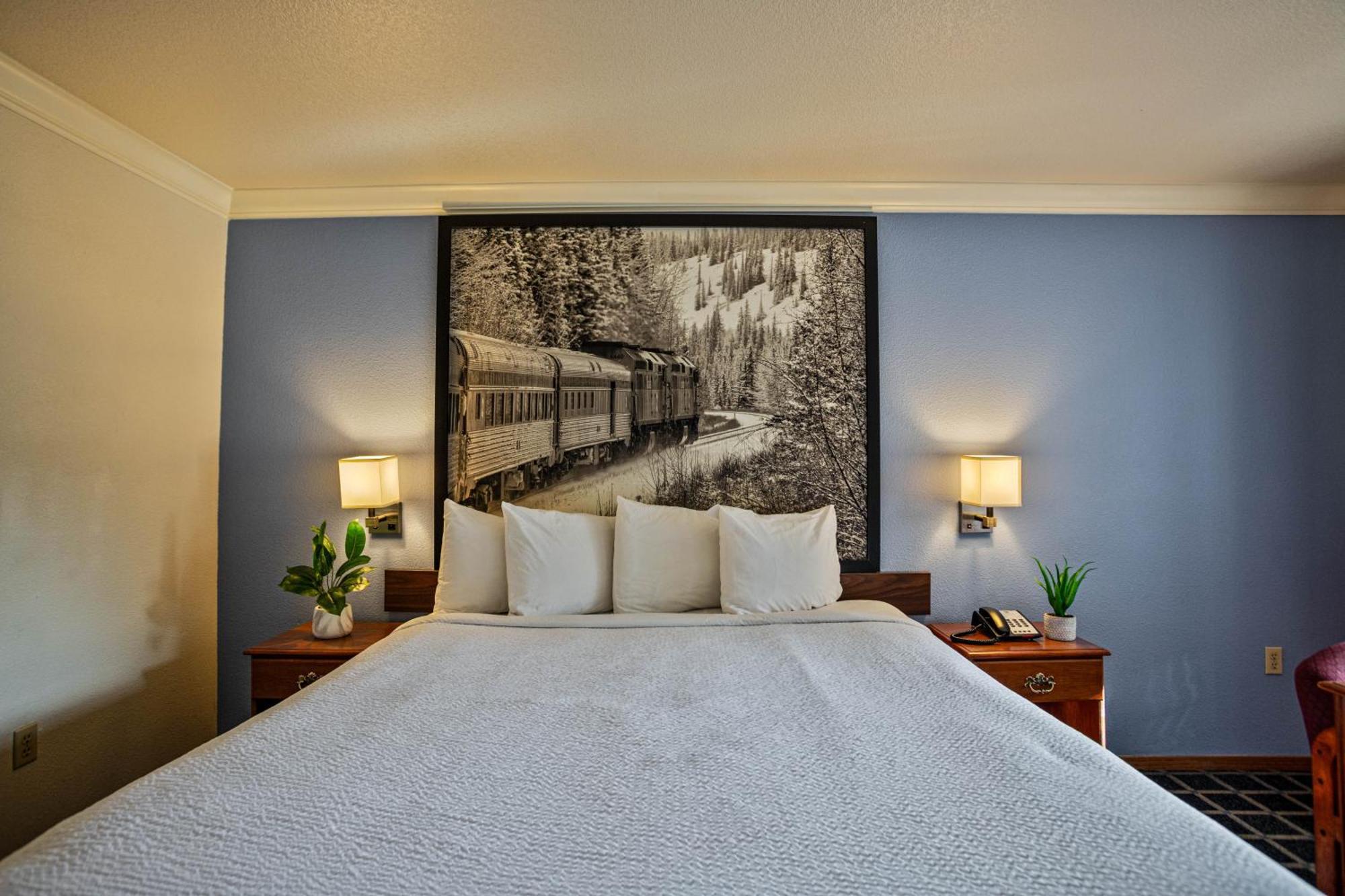 Creekside Inn & Suites Willits Bagian luar foto