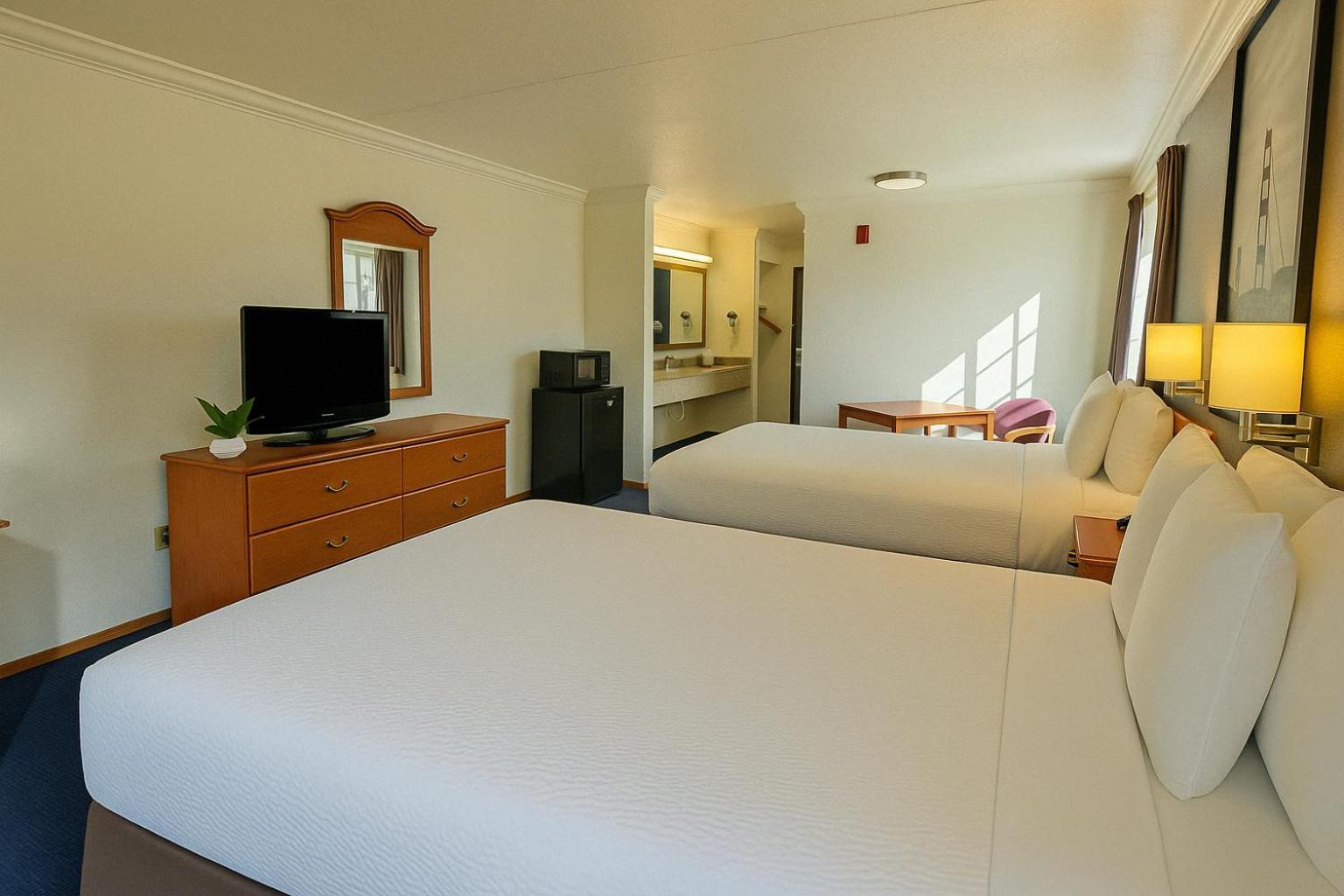 Creekside Inn & Suites Willits Bagian luar foto